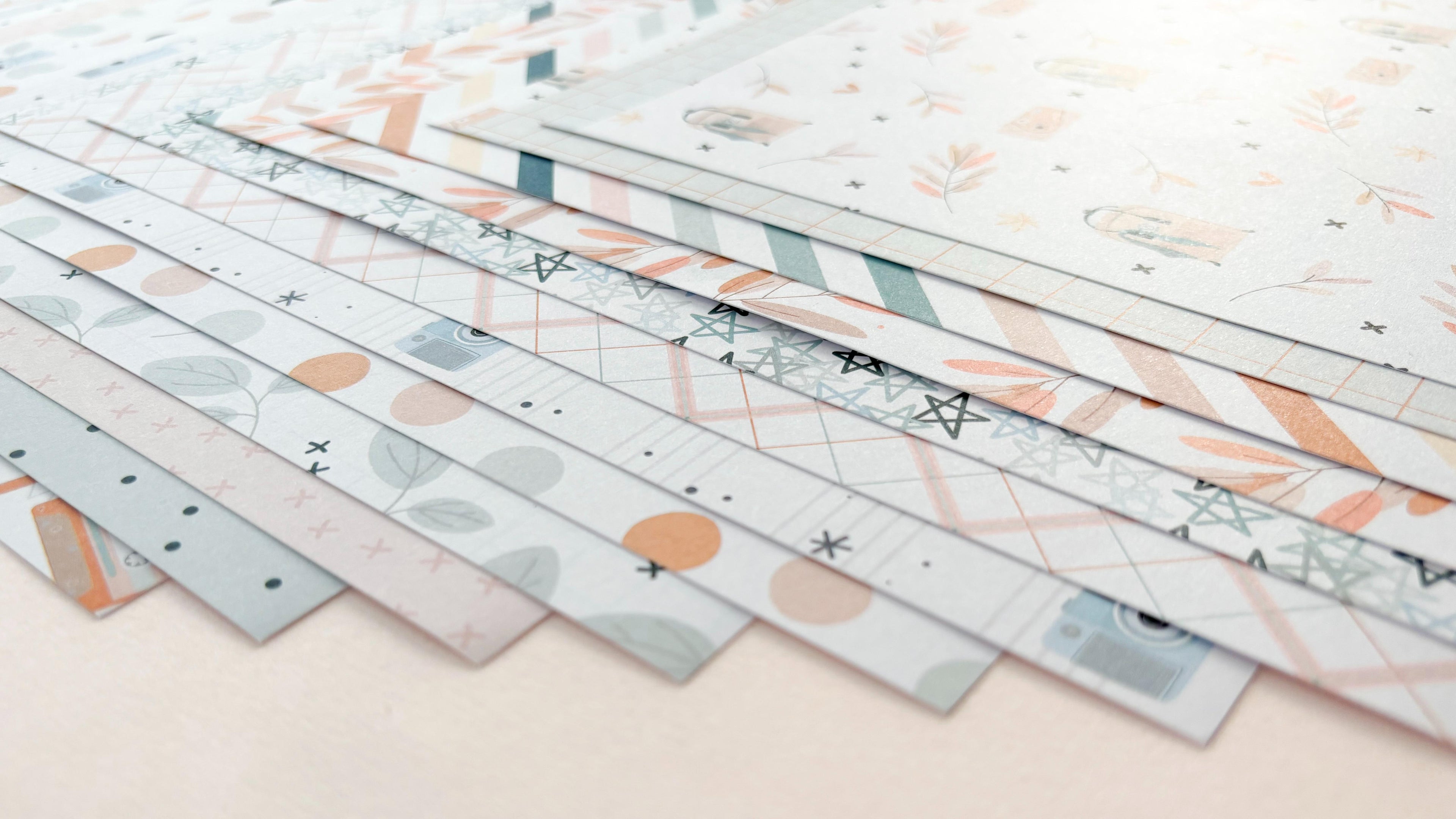 "18 PAPELES PARA SCRAPBOOKING  12""x12"" TEMPO DE DUNAON