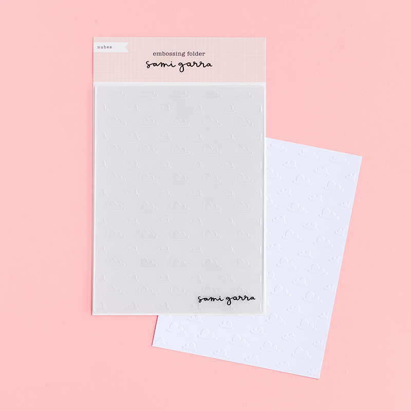 CARPETA DE EMBOSSING NUBES DE SAMI GARRA